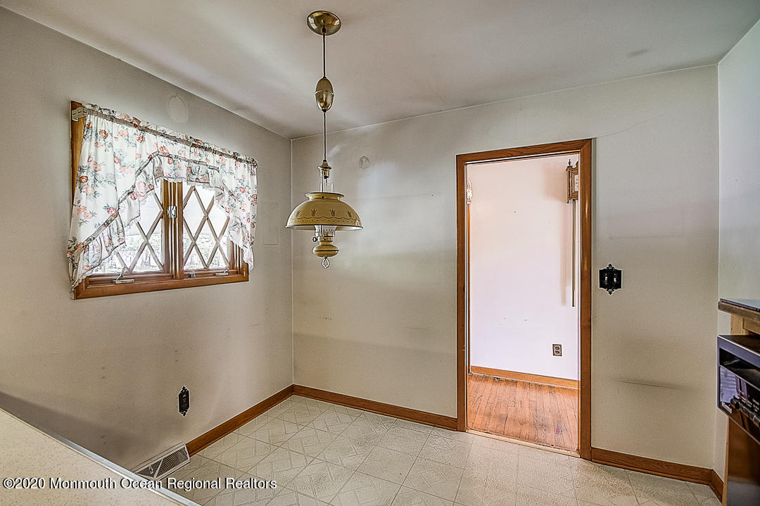 405 Line Road Aberdeen, NJ 07747 - Photo 26 of 33 Line Rd MLS-10