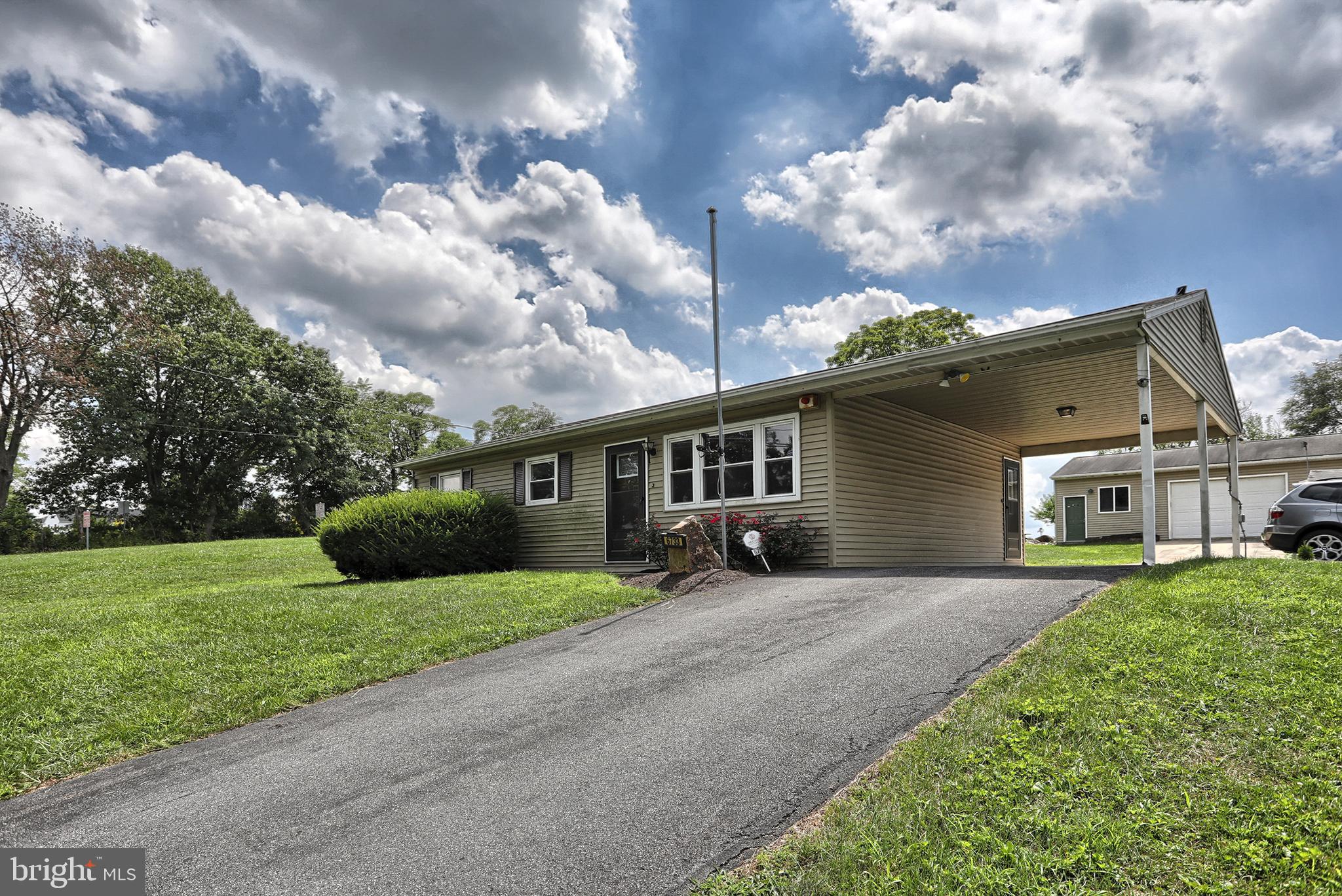 6733 Conway Road Harrisburg, PA 17111 - Photo 1 of 33 Gallery Image 1