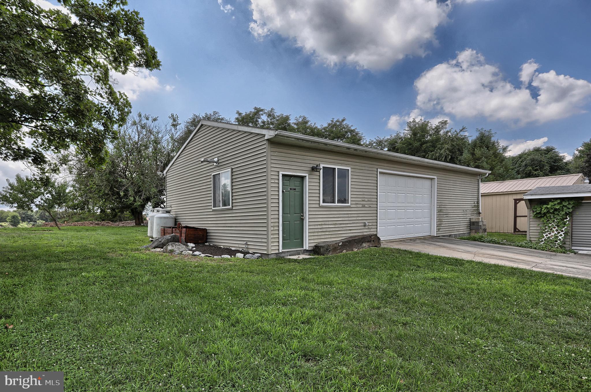 6733 Conway Road Harrisburg, PA 17111 - Photo 26 of 33 Gallery Image 26