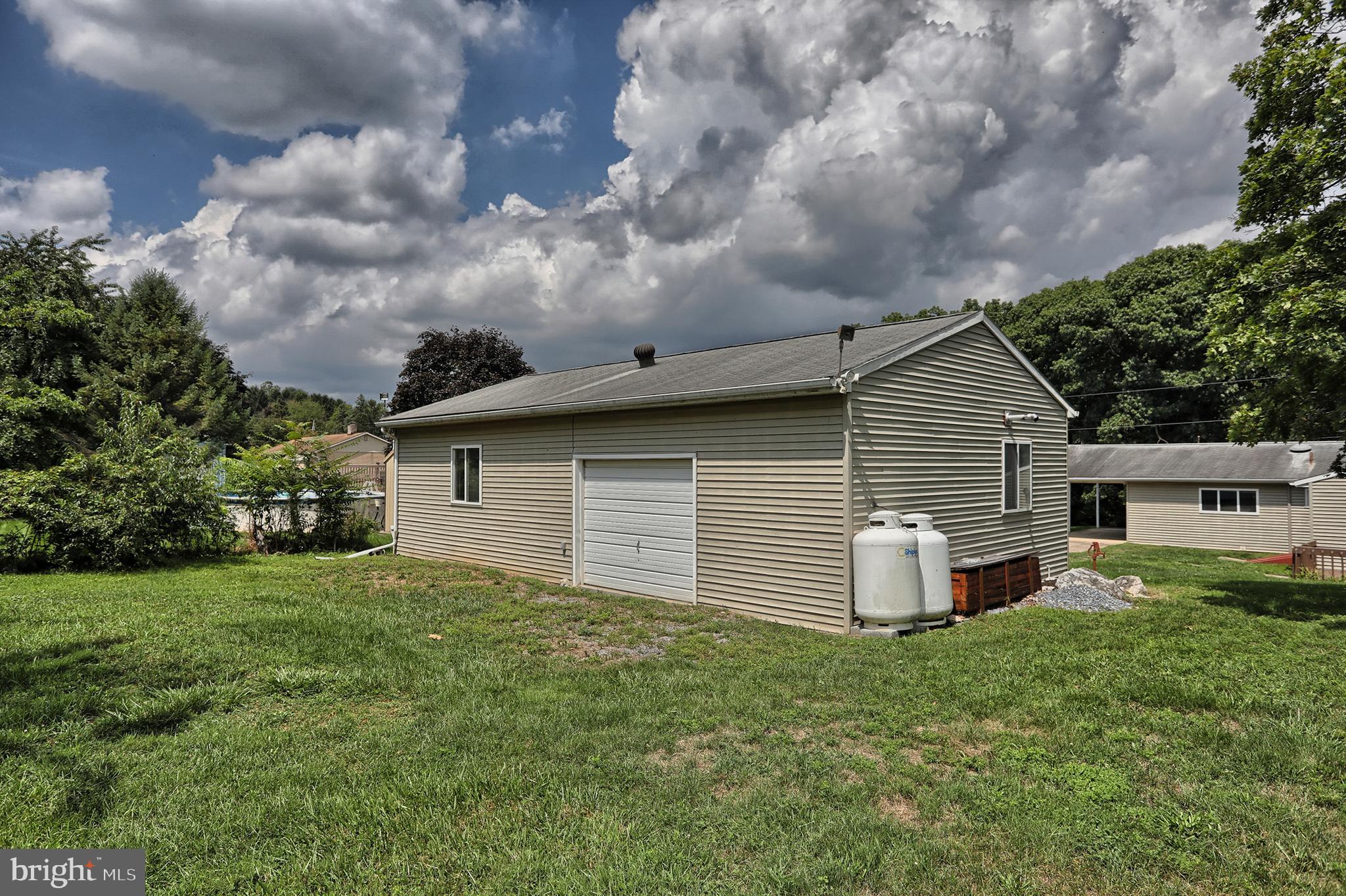 6733 Conway Road Harrisburg, PA 17111 - Photo 31 of 33 Gallery Image 31