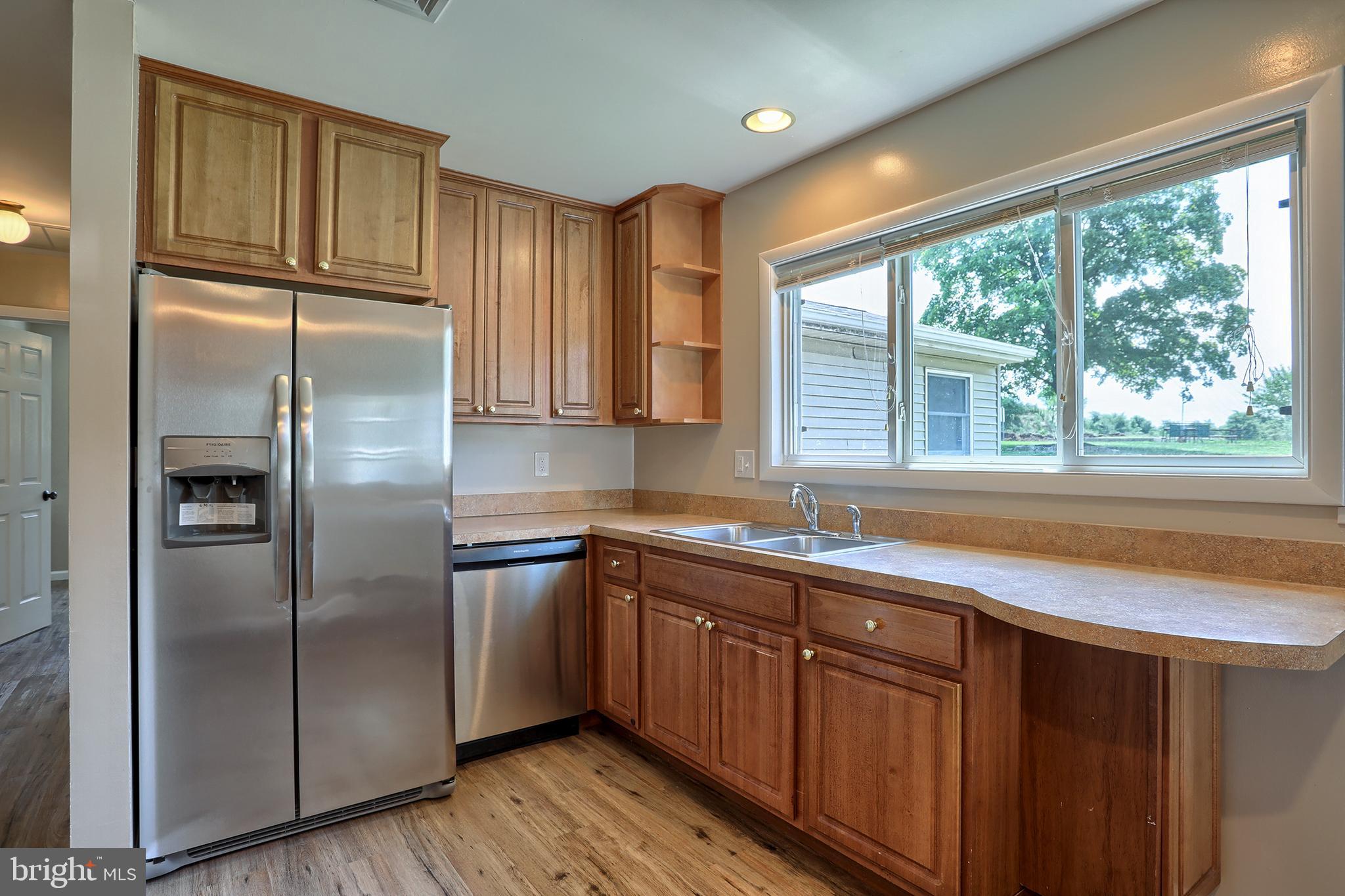 6733 Conway Road Harrisburg, PA 17111 - Photo 5 of 33 Gallery Image 5