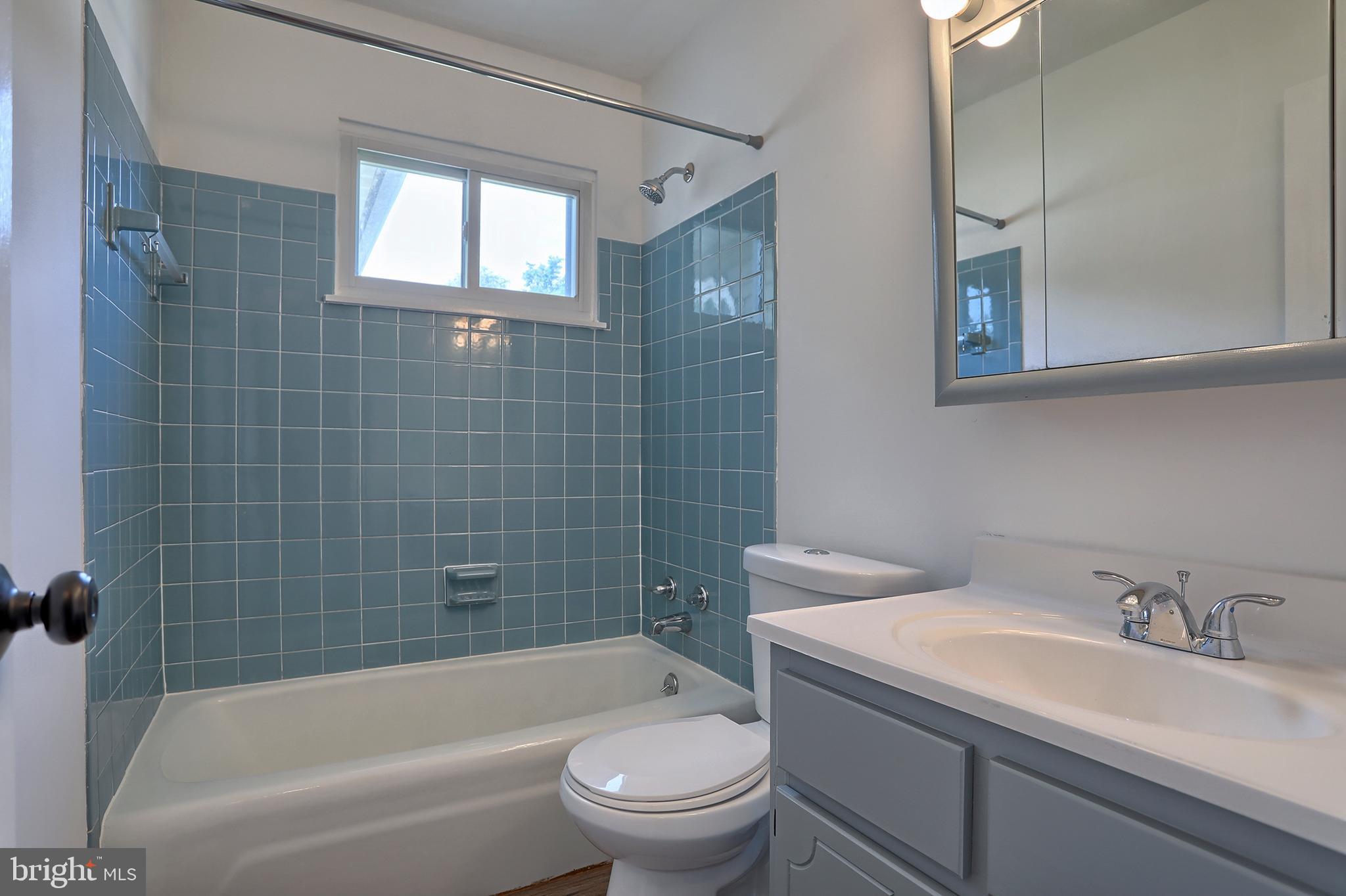 6733 Conway Road Harrisburg, PA 17111 - Photo 7 of 33 Gallery Image 7