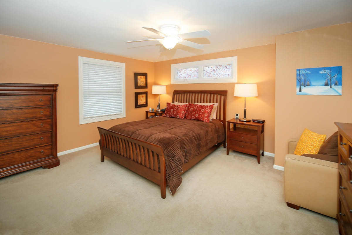 2400 Ridgeview Drive Kalamazoo, MI 49008 - Photo 15 of 30 2400 Ridgeview Dr-115
