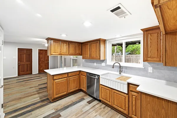 $630,000 | 12002 Carmel Park Lane, Austin, TX 78727