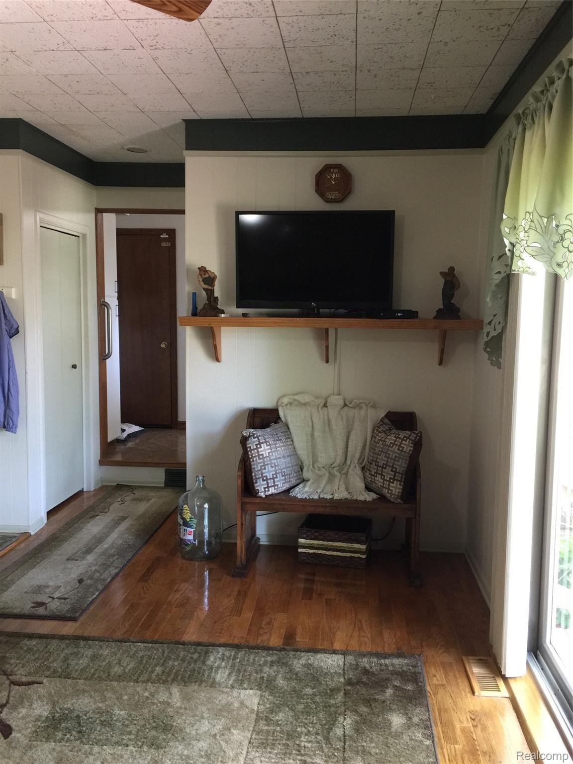 2420 Elms Road Swartz Creek, MI 48473 - Photo 12 of 33 IMG_5701.JPG