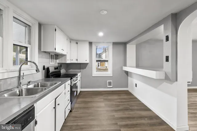 $209,900 | 266 Mahanoy Street, Tamaqua, PA 18252