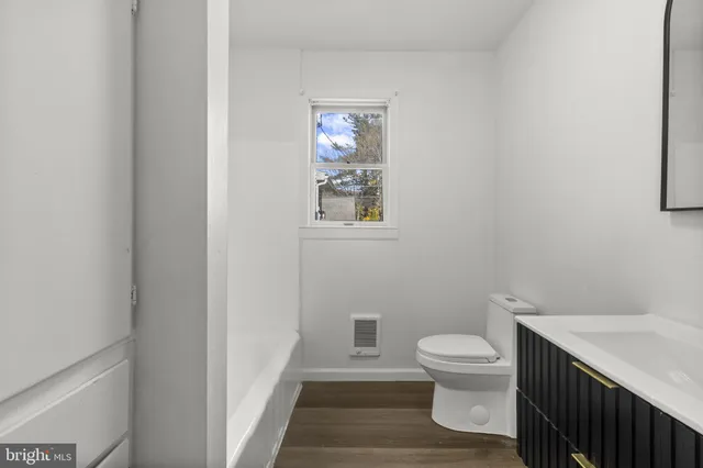 $209,900 | 266 Mahanoy Street, Tamaqua, PA 18252