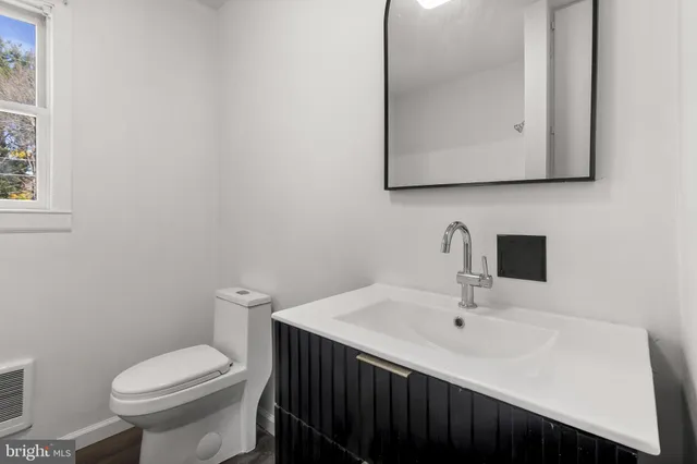 $209,900 | 266 Mahanoy Street, Tamaqua, PA 18252