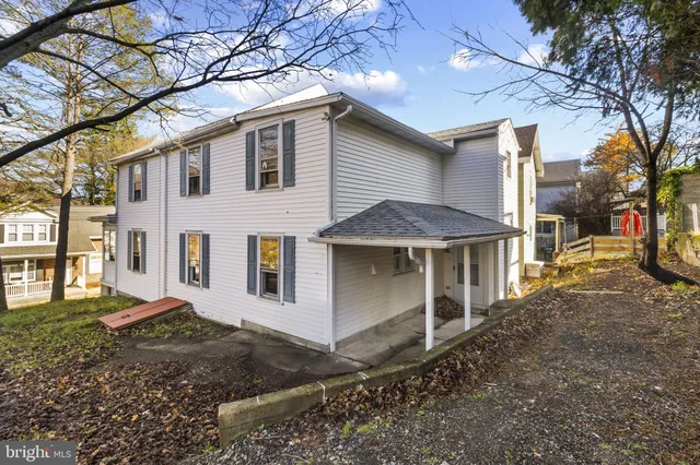$209,900 | 266 Mahanoy Street, Tamaqua, PA 18252