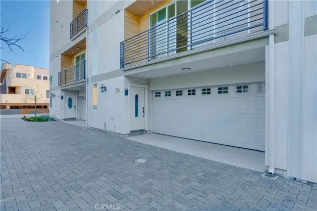 a view of a building