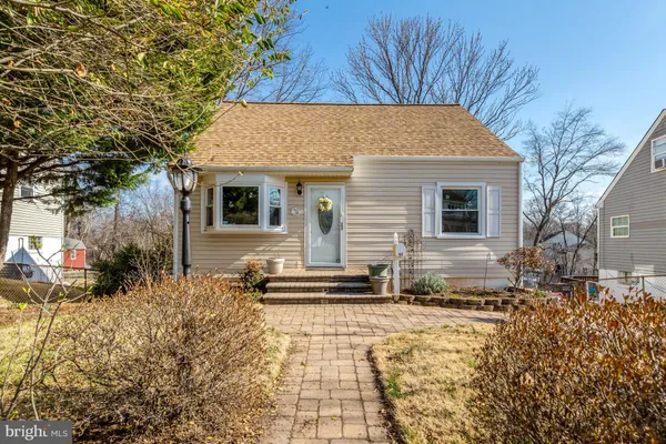 $525,000 | 92 Meeker Court, Manassas Park, VA 20111