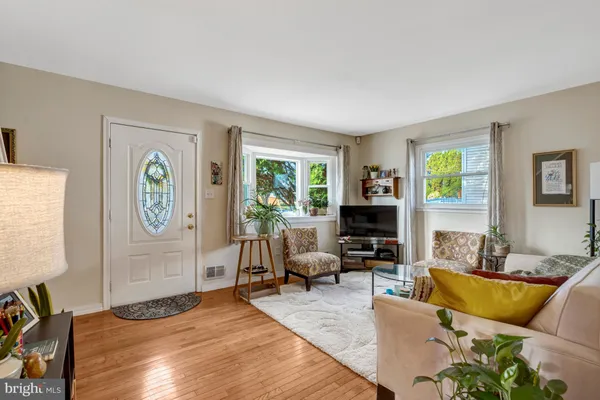 $525,000 | 92 Meeker Court, Manassas Park, VA 20111