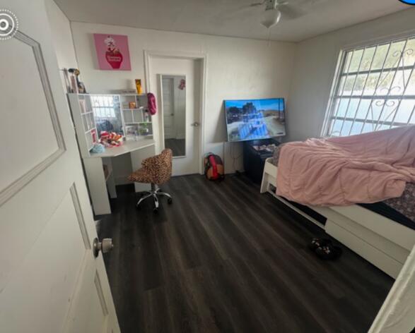 2467 Northwest 90th Street Miami, FL 33147 - Photo 5 of 14 11691