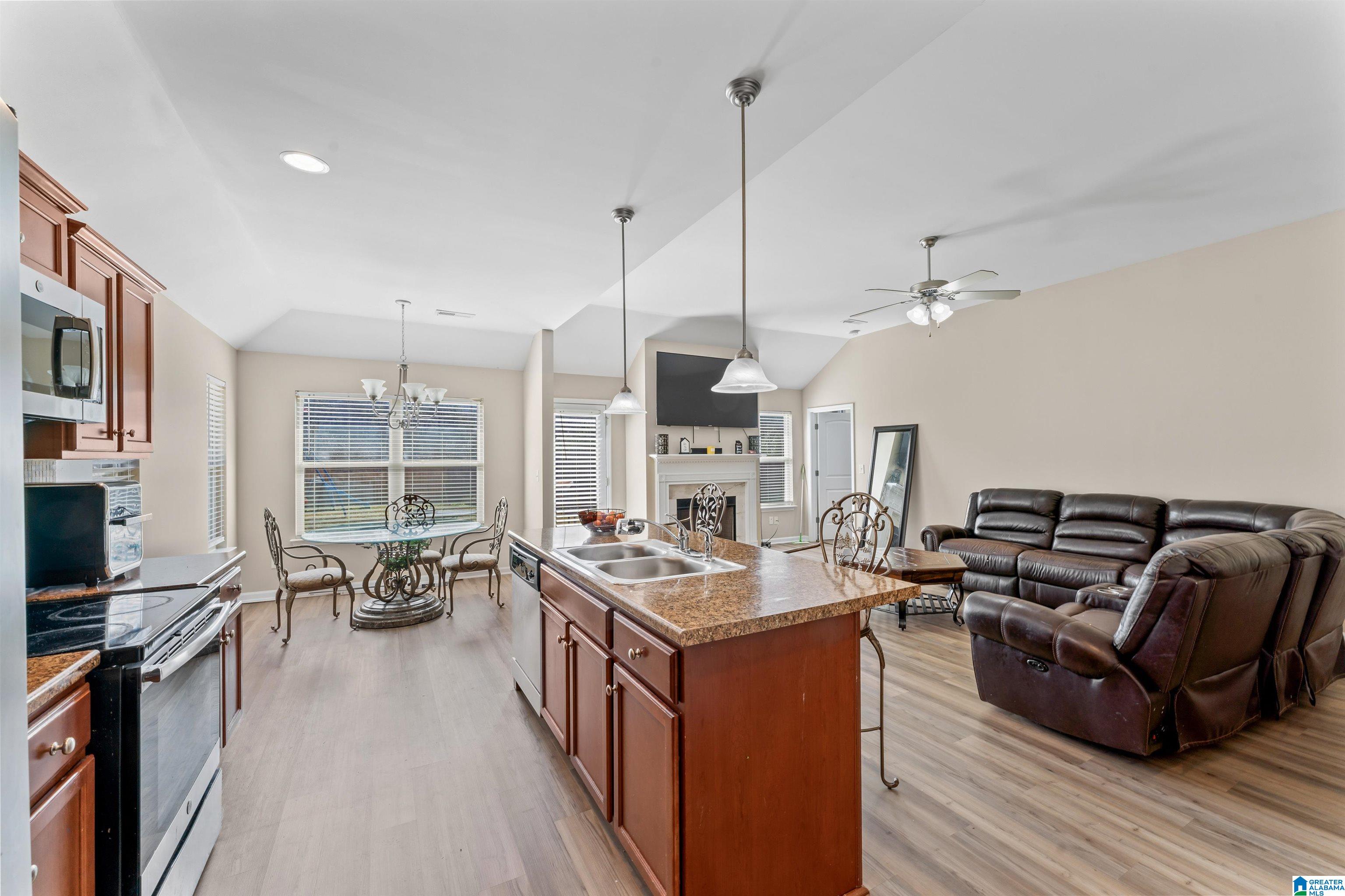 5639 Goodwin Court Pinson, AL 35126 - Photo 8 of 19