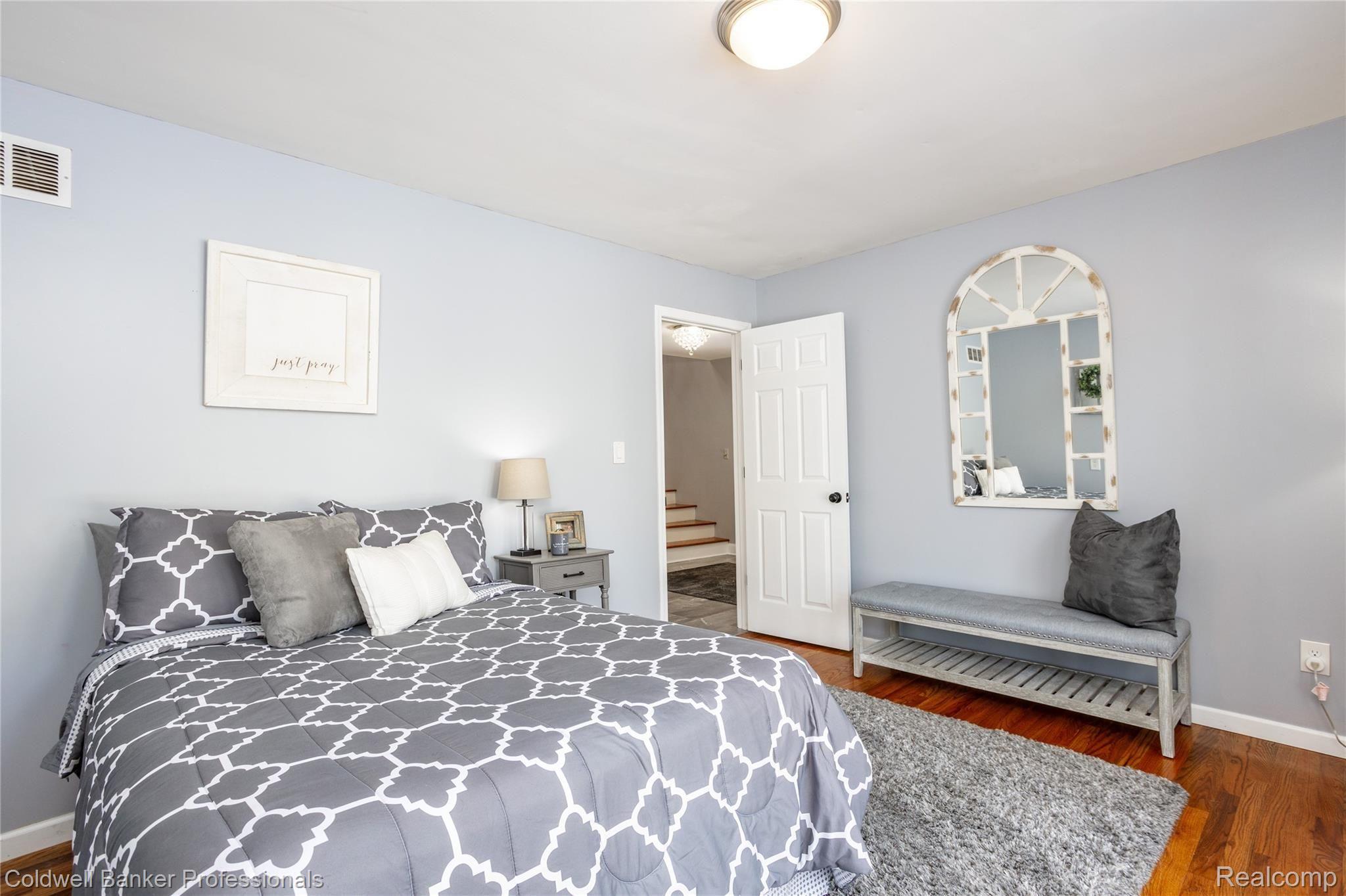 5138 Lake Bluff Road West Bloomfield, MI 48323 - Photo 34 of 54 5138 Lake Bluff L0006.jpg