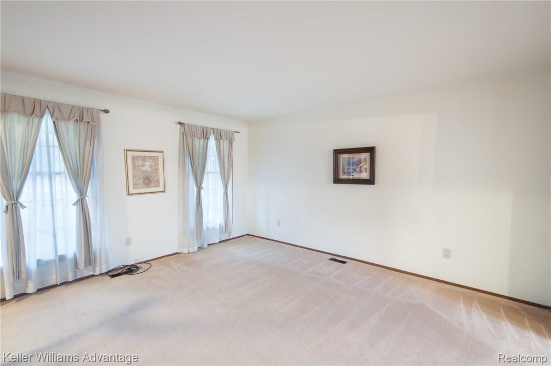 36538 Saxony Road Farmington, MI 48335 - Photo 5 of 41 Saxony_36538_Living_02.jpg