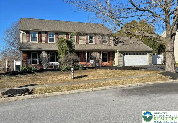 $635,000 | 4861 Waterfall Drive, Lower Macungie Township, PA 18062