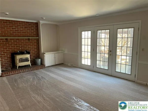 $635,000 | 4861 Waterfall Drive, Lower Macungie Township, PA 18062