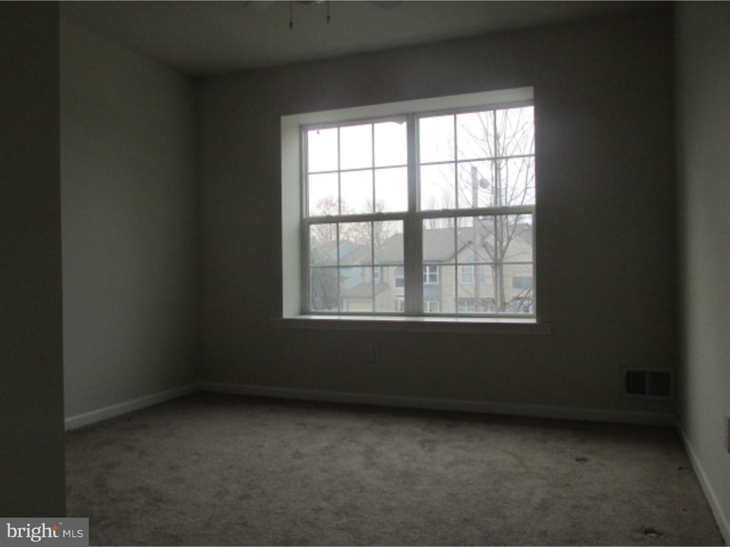 147 Crossing Way Lindenwold, NJ 08021 - Photo 6 of 25 Bedroom