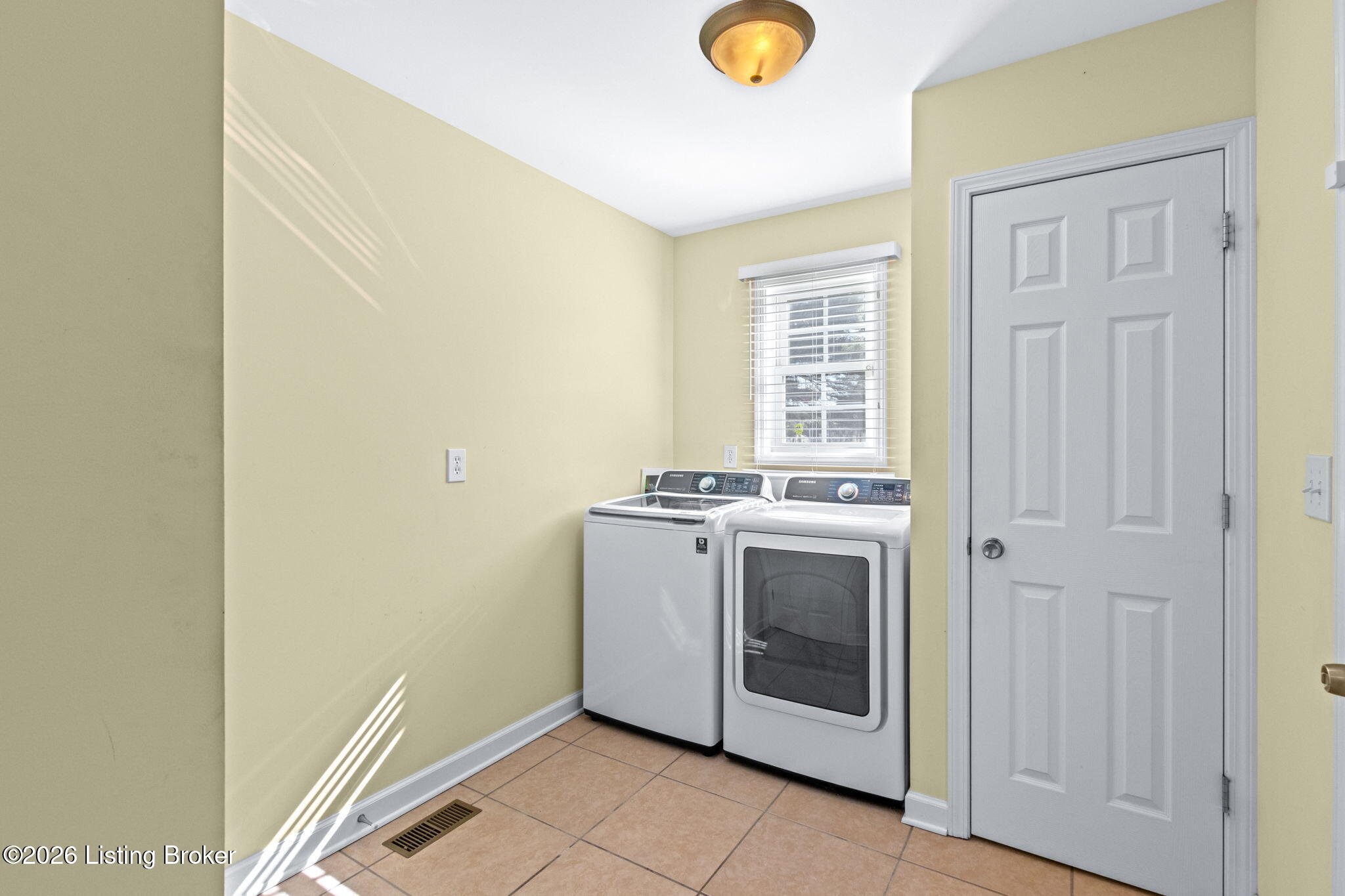8802 Ferndale Road Louisville, KY 40291 - Photo 25 of 49 32-web-or-mls-4F0A9977