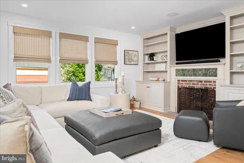 $2,999,000 | 194 North Chancellor Street, Newtown, PA 18940