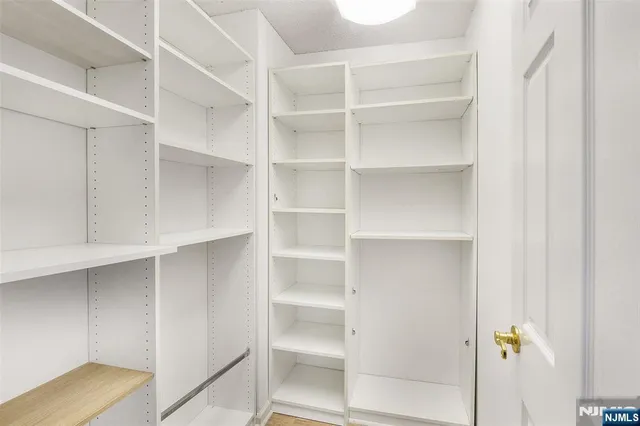 $449,000 | 300 Main Street, Unit 811, Little Falls, NJ 07424