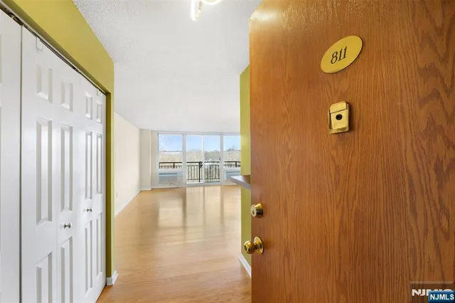 $449,000 | 300 Main Street, Unit 811, Little Falls, NJ 07424