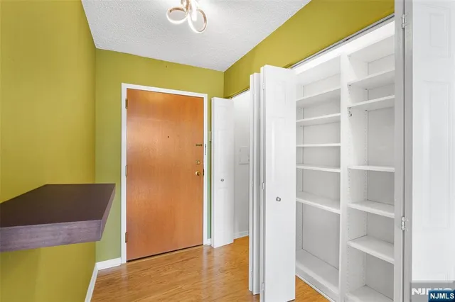 $449,000 | 300 Main Street, Unit 811, Little Falls, NJ 07424