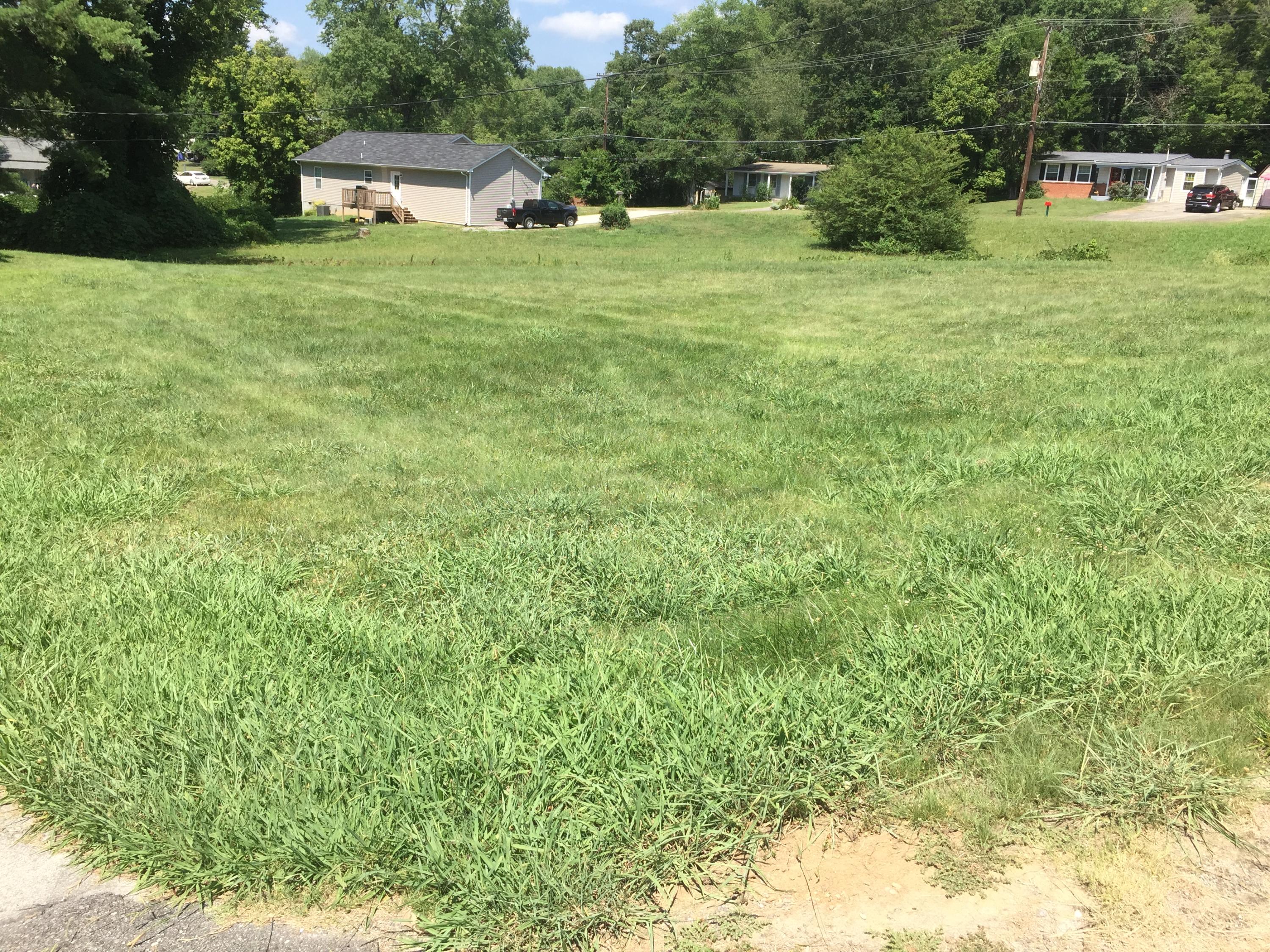 123 Henley Road Oak Ridge, TN 37830 - Photo 2 of 3 6424AEBF-D868-437C-A7A1-0B7429332D92