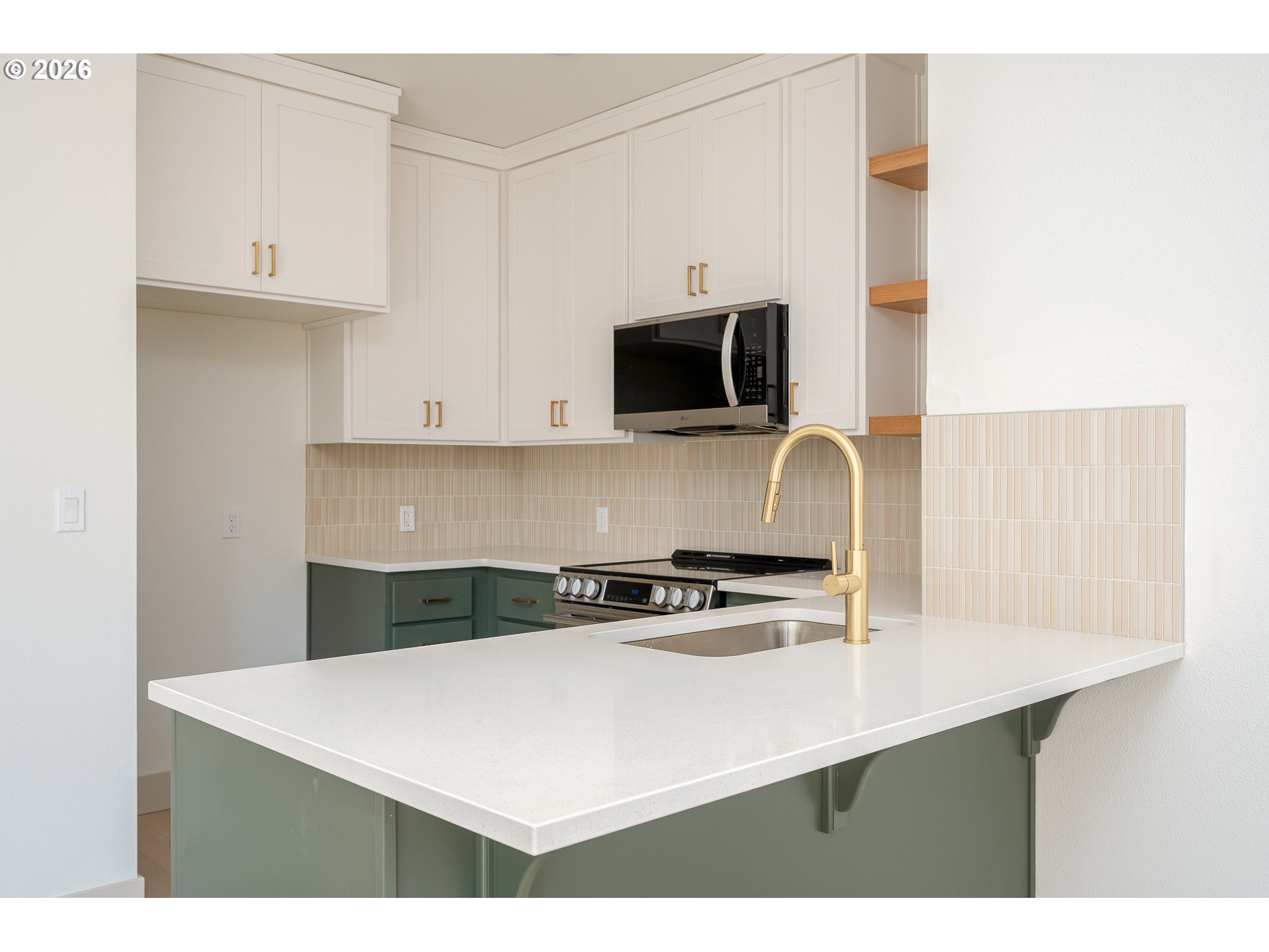 6909 Northeast Multnomah Street, Unit C Portland, OR 97213 - Photo 11 of 42