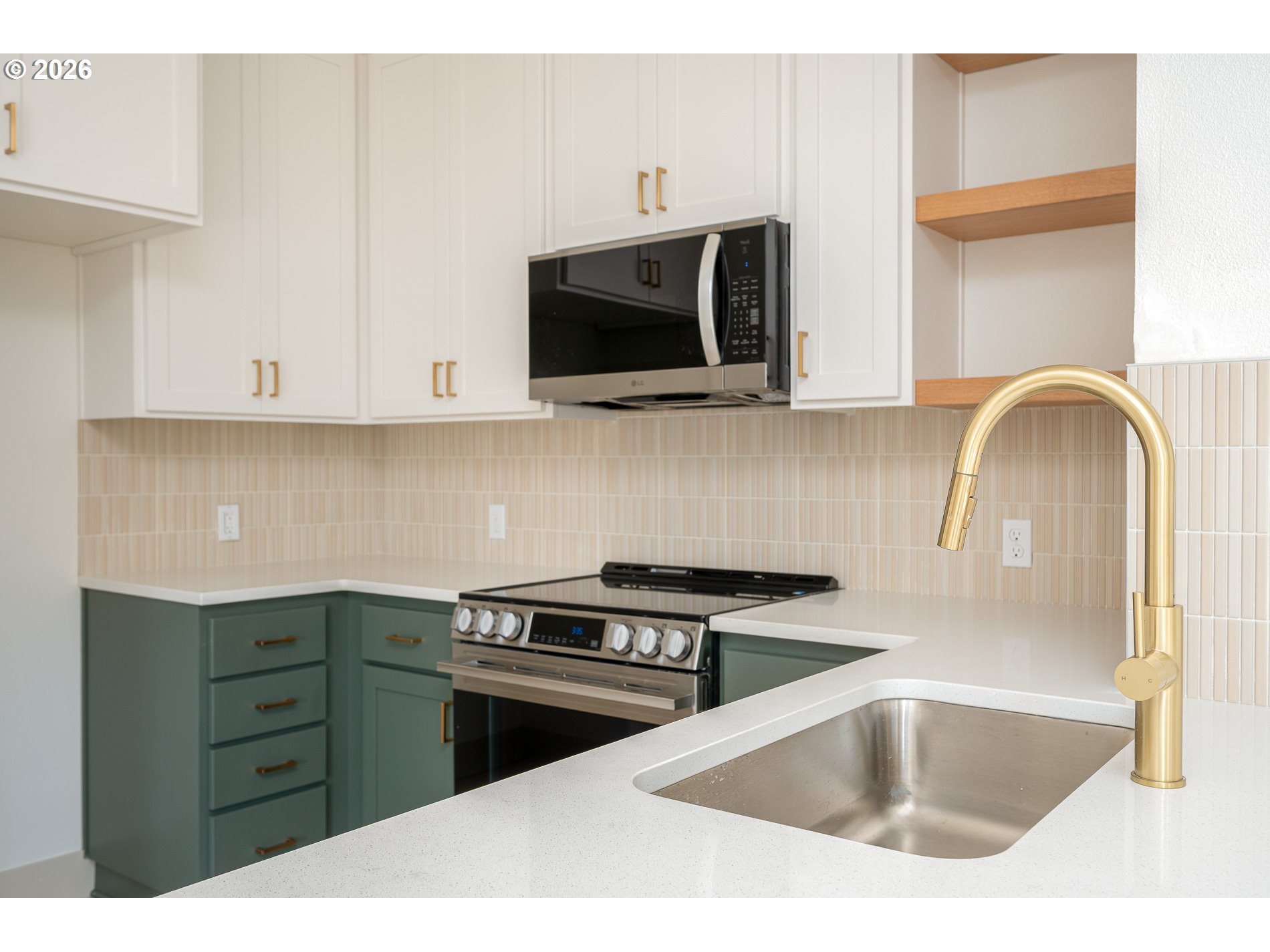 6909 Northeast Multnomah Street, Unit C Portland, OR 97213 - Photo 13 of 42