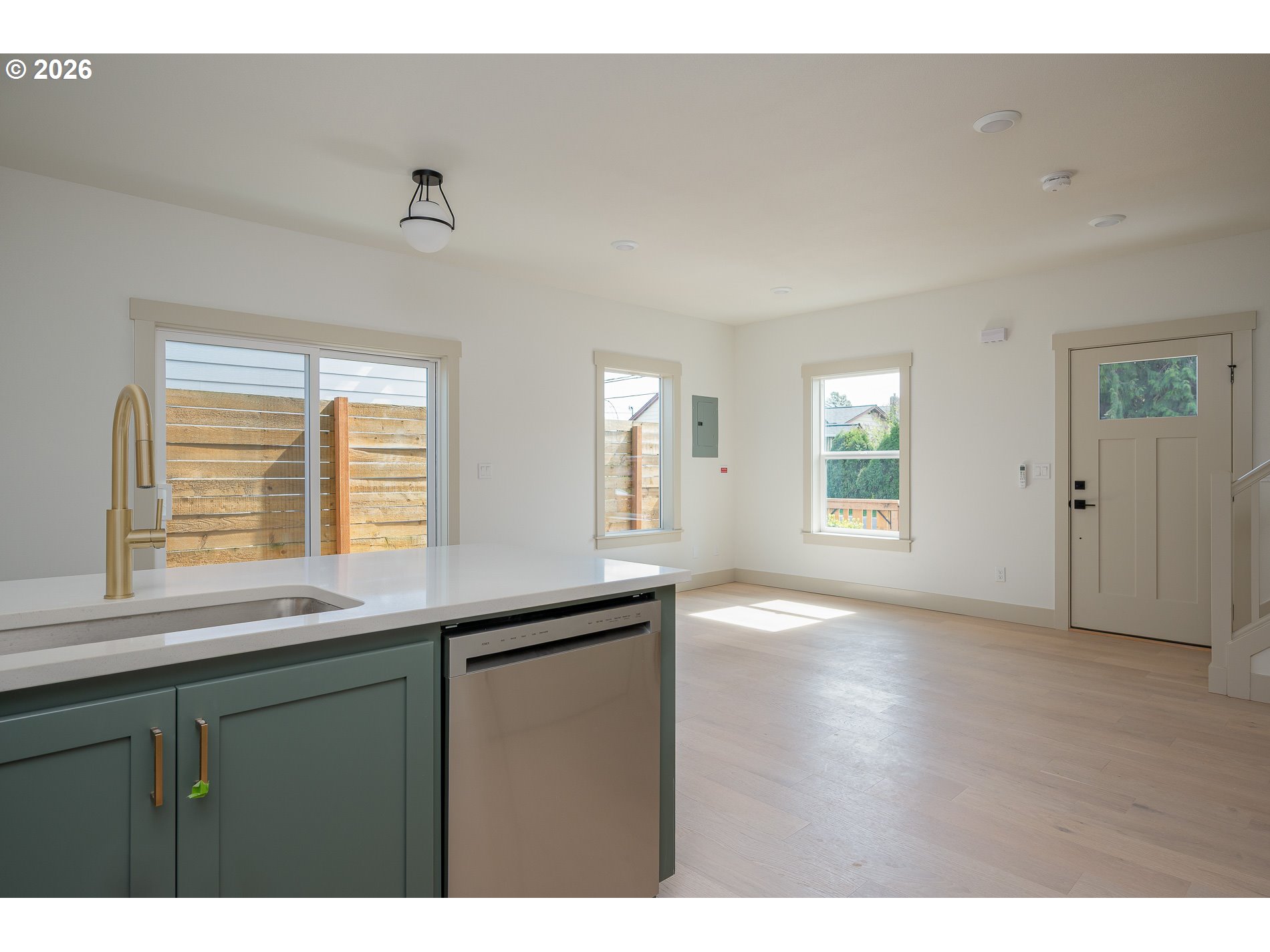 6909 Northeast Multnomah Street, Unit C Portland, OR 97213 - Photo 14 of 42
