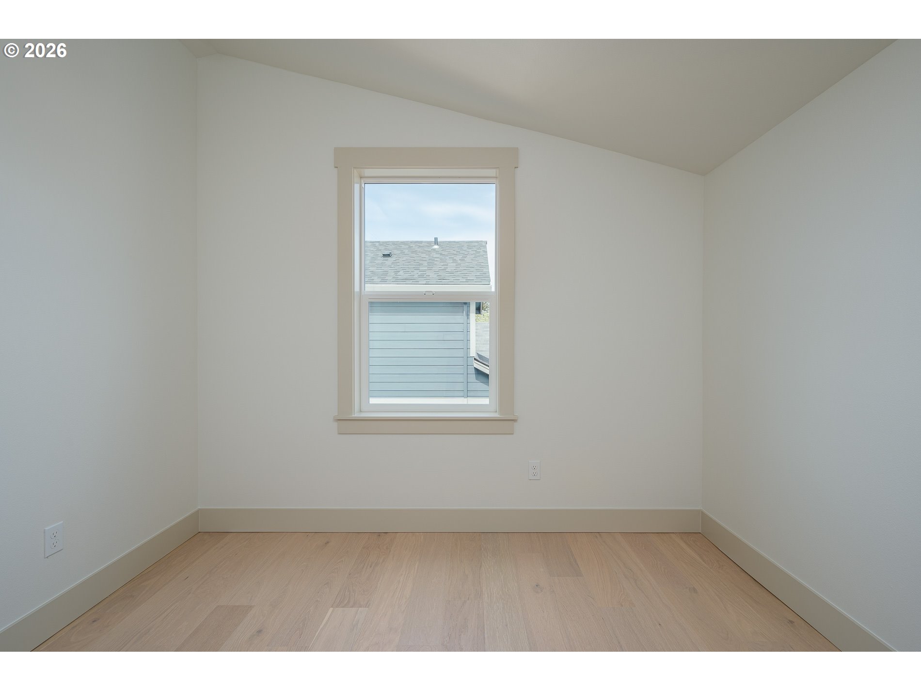 6909 Northeast Multnomah Street, Unit C Portland, OR 97213 - Photo 17 of 42