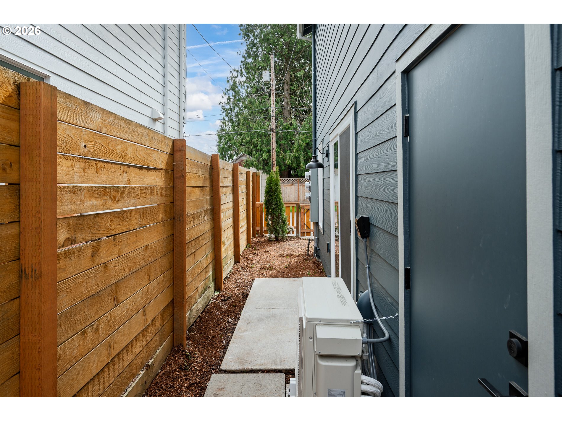 6909 Northeast Multnomah Street, Unit C Portland, OR 97213 - Photo 34 of 42