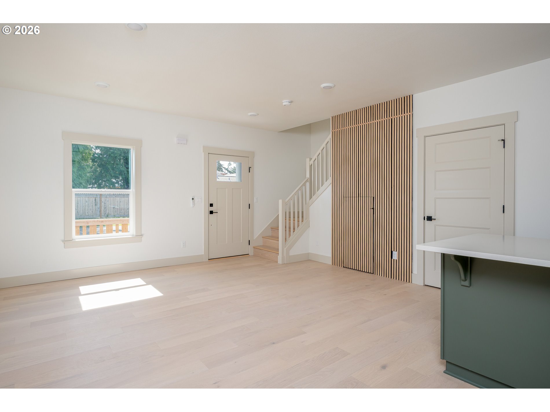 6909 Northeast Multnomah Street, Unit C Portland, OR 97213 - Photo 4 of 42