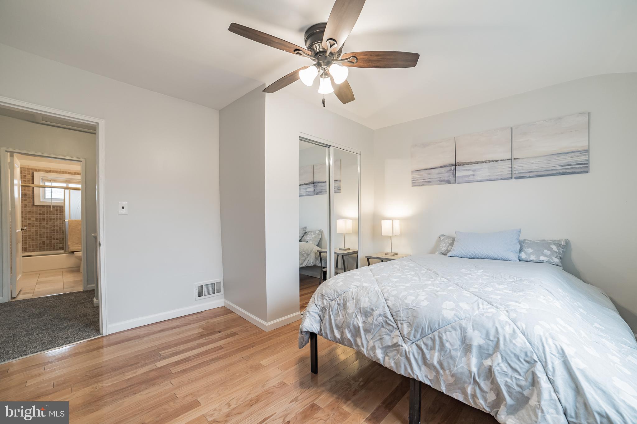 3205 Georgetown Road Baltimore, MD 21230 - Photo 7 of 15 Primary bedroom with wood floors