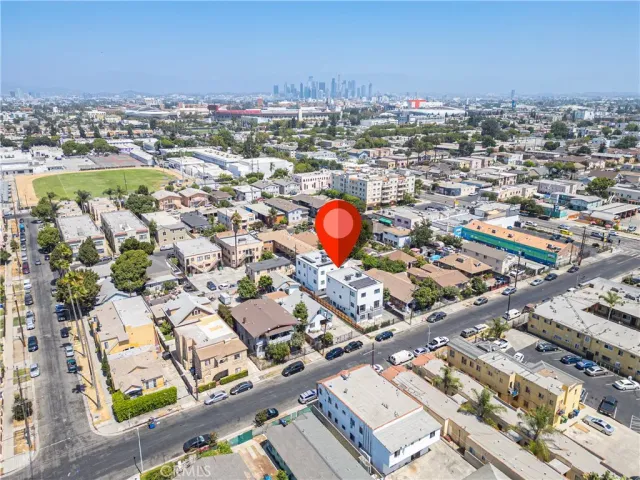 $2,625 | 1039 West 43rd Street, Unit 2, Los Angeles, CA 90012