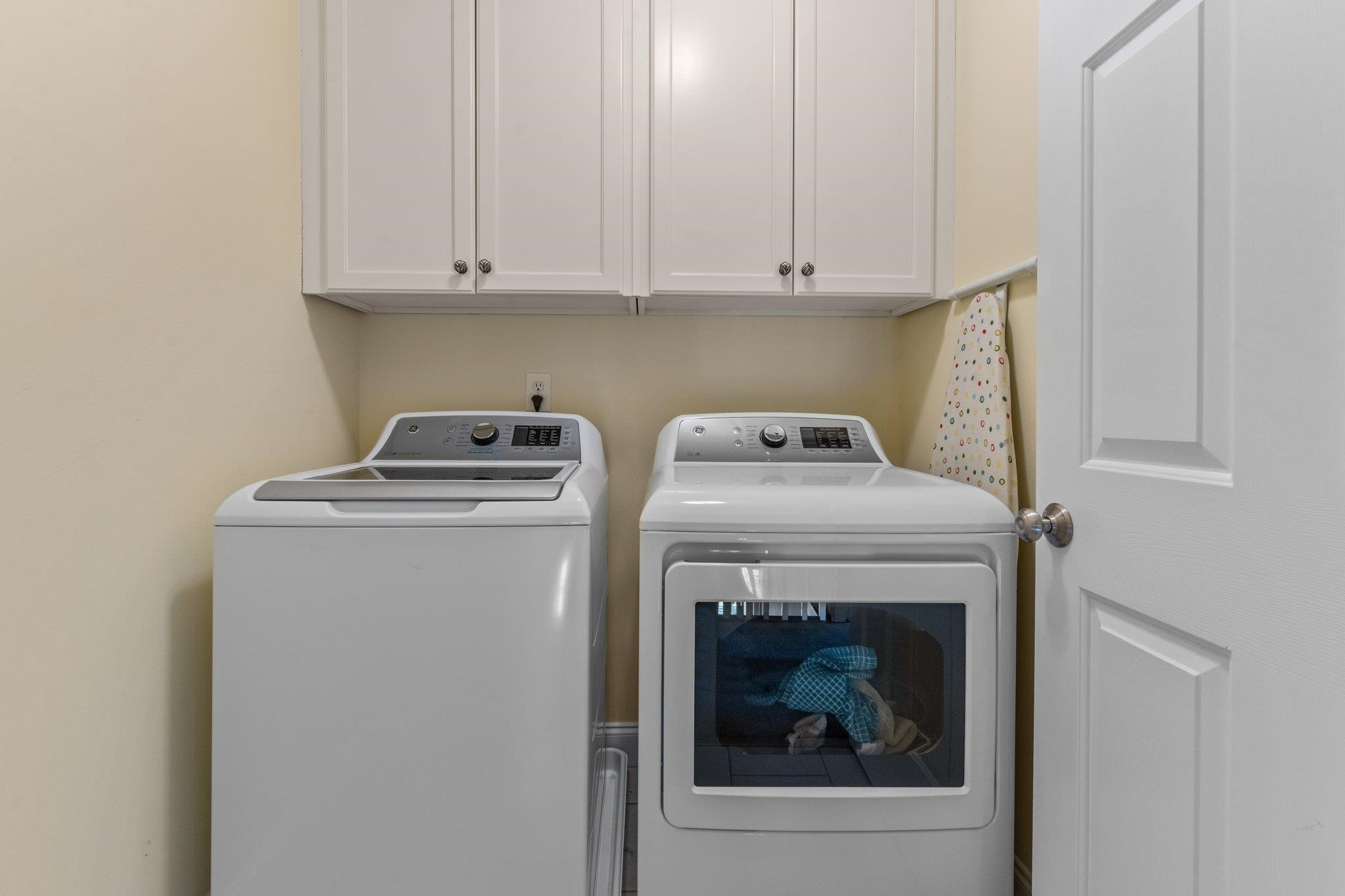 4753 Swordfish Drive Raleigh, NC 27603 - Photo 27 of 39 Laundry Room