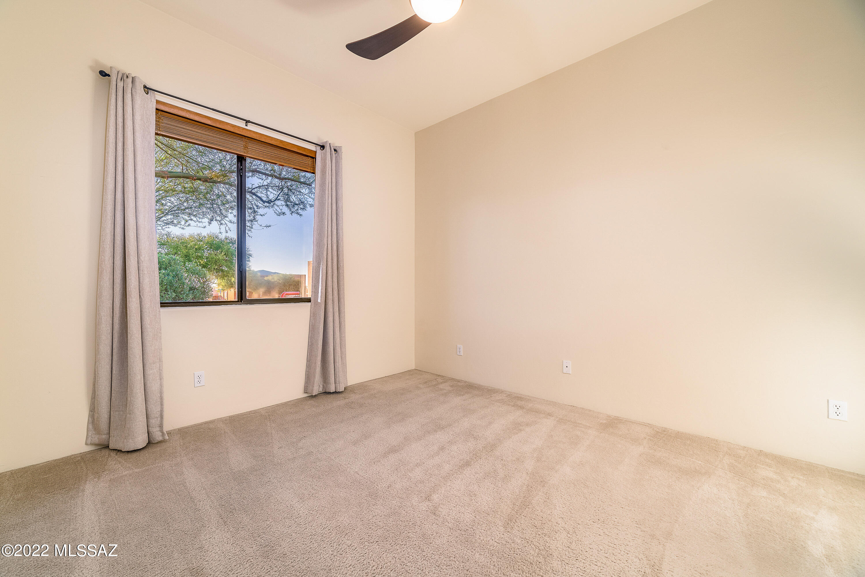9366 South Via Famero Vail, AZ 85641 - Photo 18 of 50