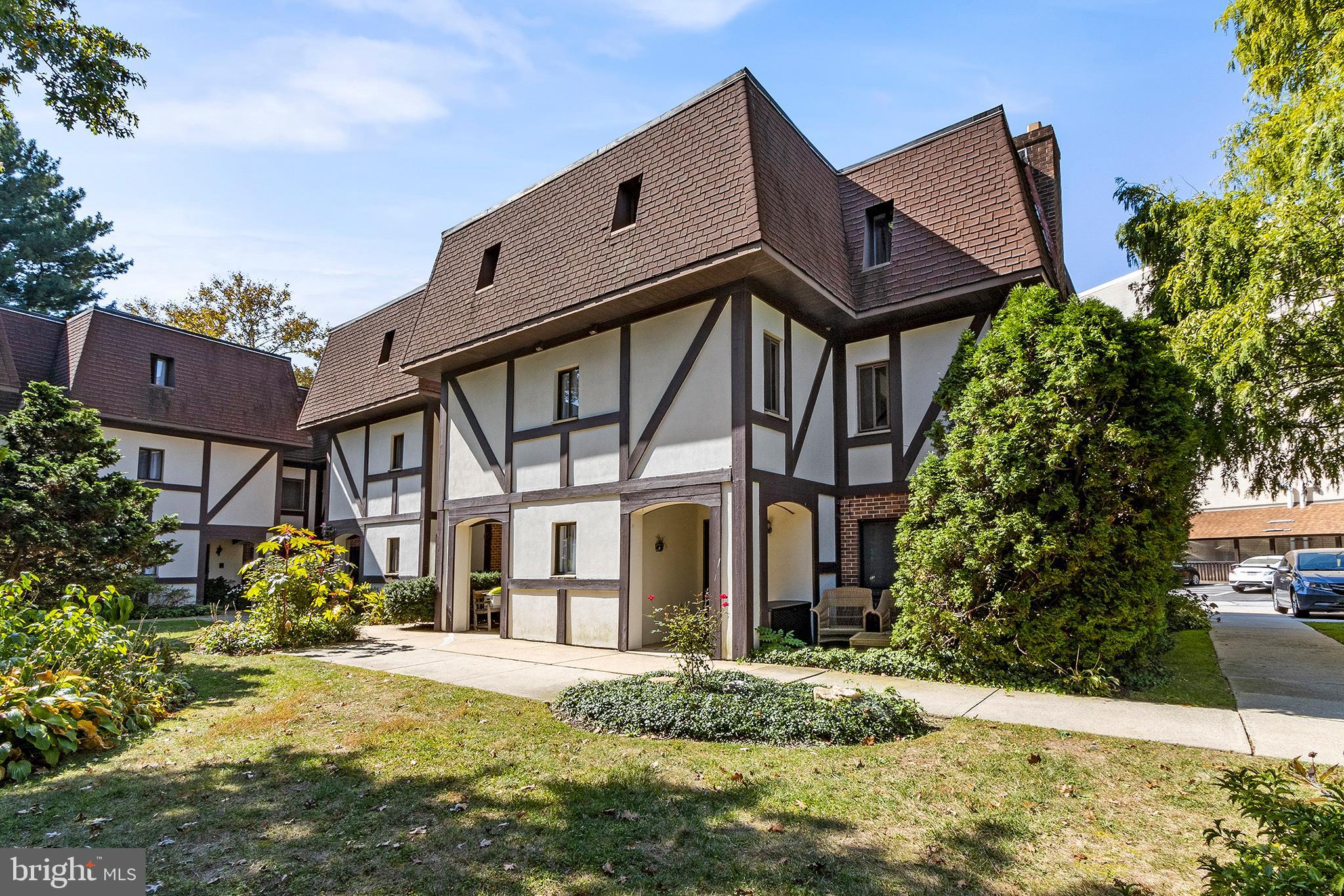 100 Rutgers Avenue, Unit 12 Swarthmore, PA 19081 - Photo 18 of 22 Tudor Building