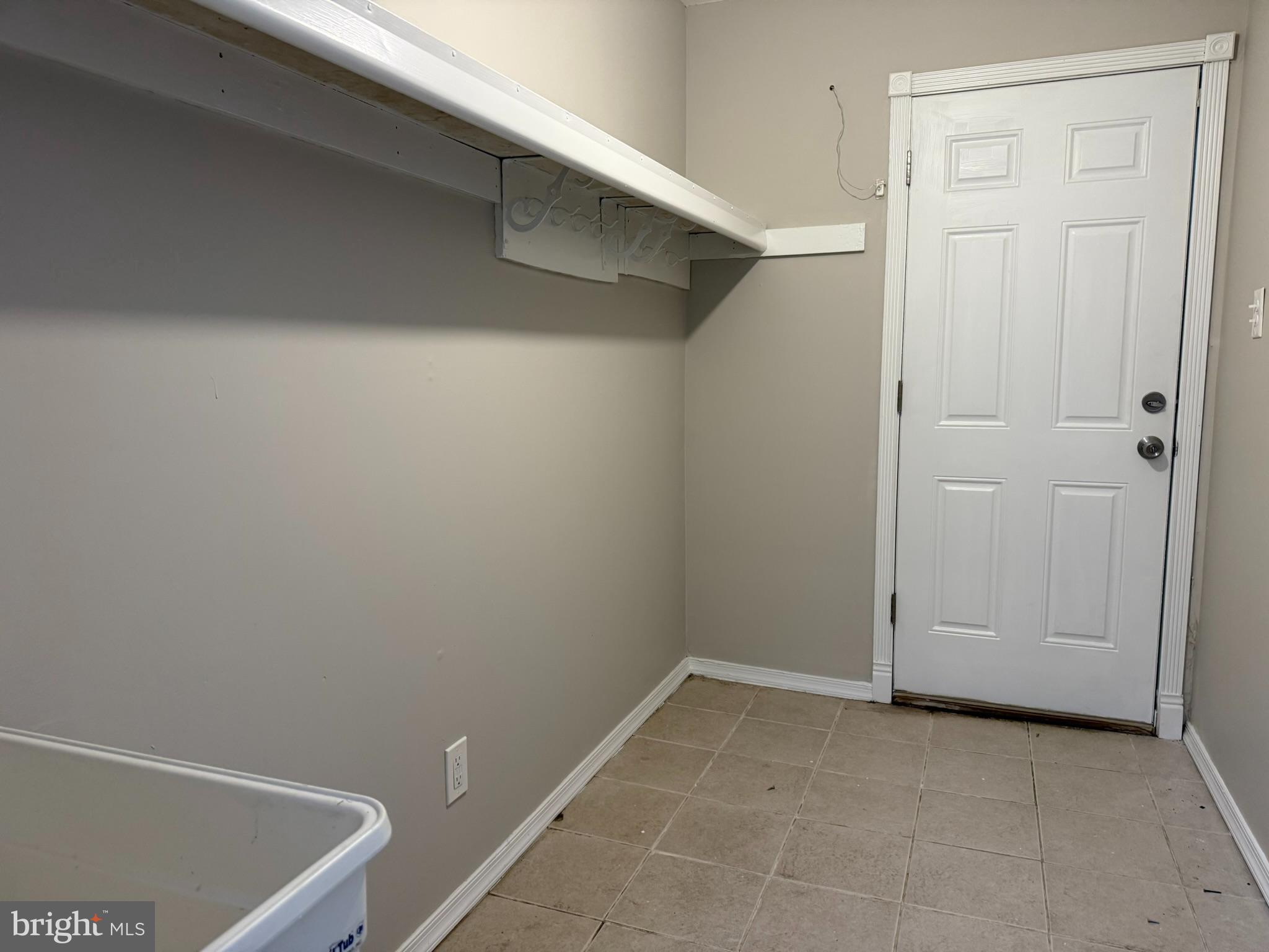 745 Windsor Place Wallingford, PA 19086 - Photo 13 of 33 a view of small space