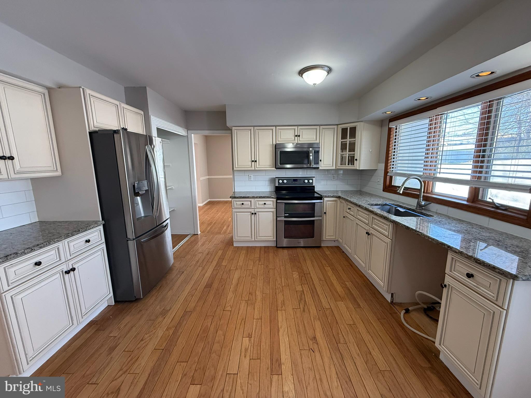 745 Windsor Place Wallingford, PA 19086 - Photo 4 of 24