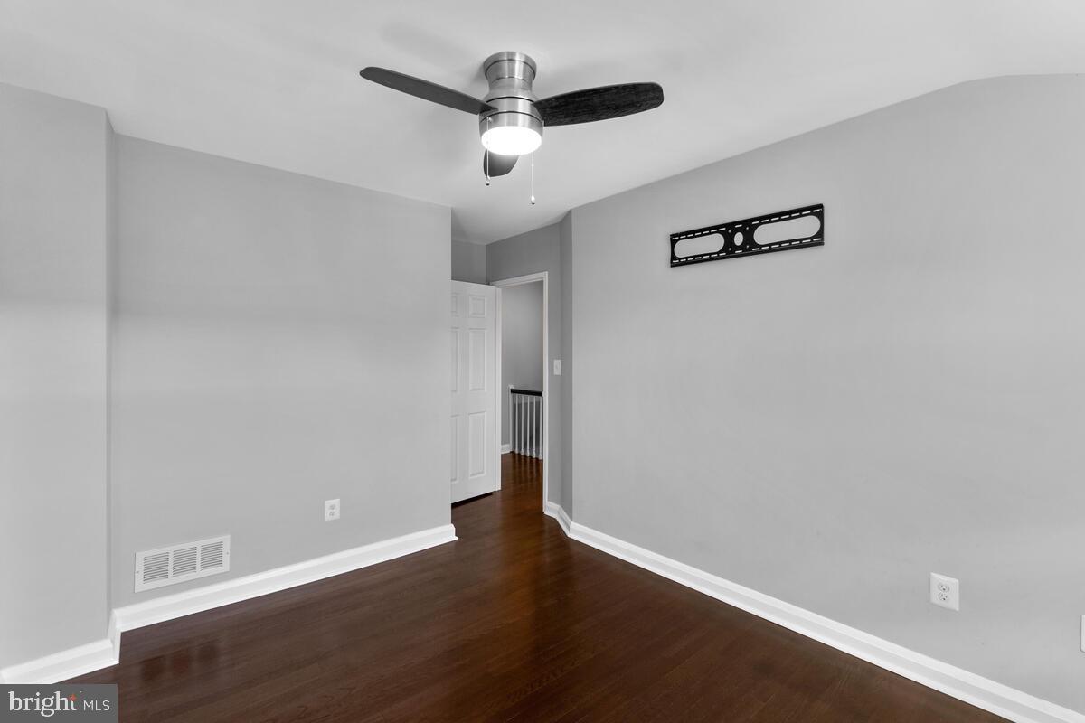 3209 Vulcan Road Dundalk, MD 21222 - Photo 38 of 58 Bedroom 2