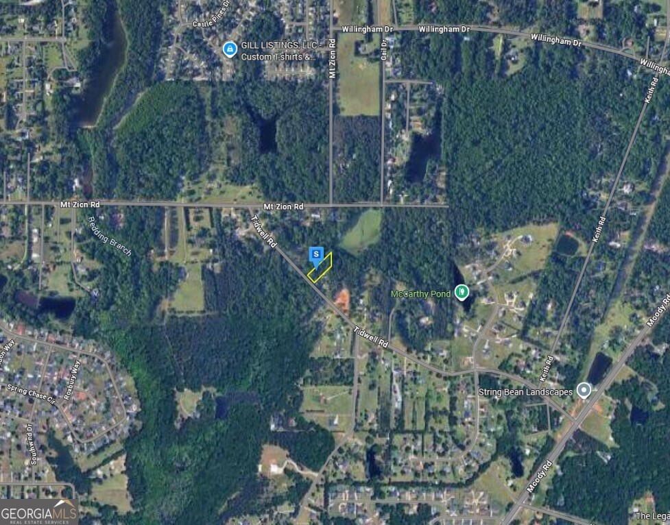 236 Tidwell Road Bonaire, GA 31005 - Photo 3 of 6 a balcony with next to a yard