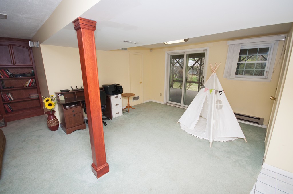 17 Burning Tree Road Natick, MA 01760 - Photo 16 of 19 Gallery Image 16