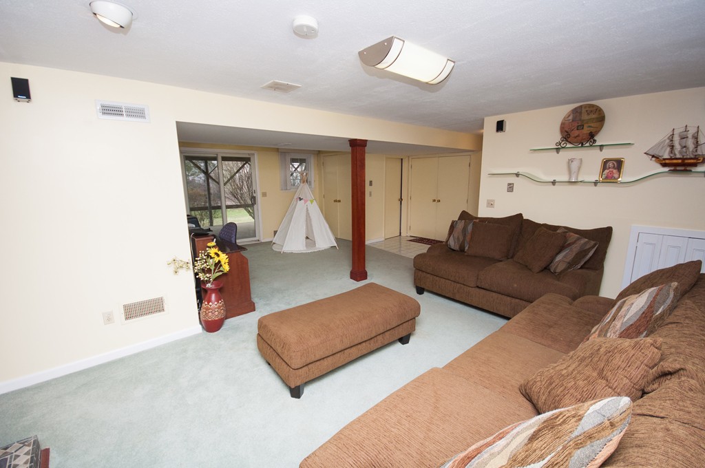 17 Burning Tree Road Natick, MA 01760 - Photo 17 of 19 Gallery Image 17