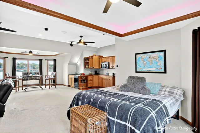 $975,000 | 5012 West Lake Shore Drive, Wonder Lake, IL 60097