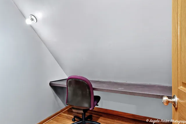 $975,000 | 5012 West Lake Shore Drive, Wonder Lake, IL 60097