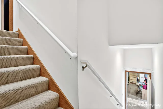 $975,000 | 5012 West Lake Shore Drive, Wonder Lake, IL 60097