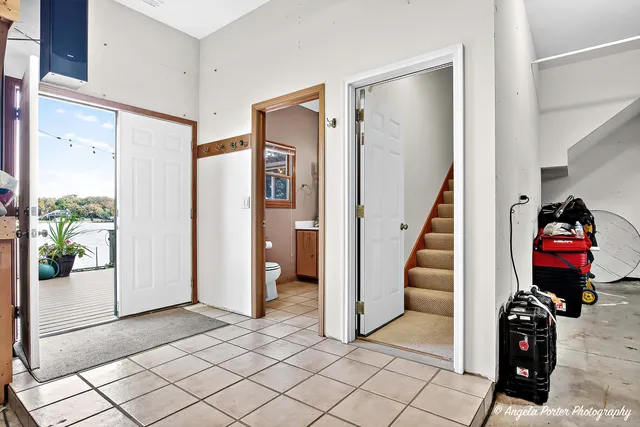 $975,000 | 5012 West Lake Shore Drive, Wonder Lake, IL 60097